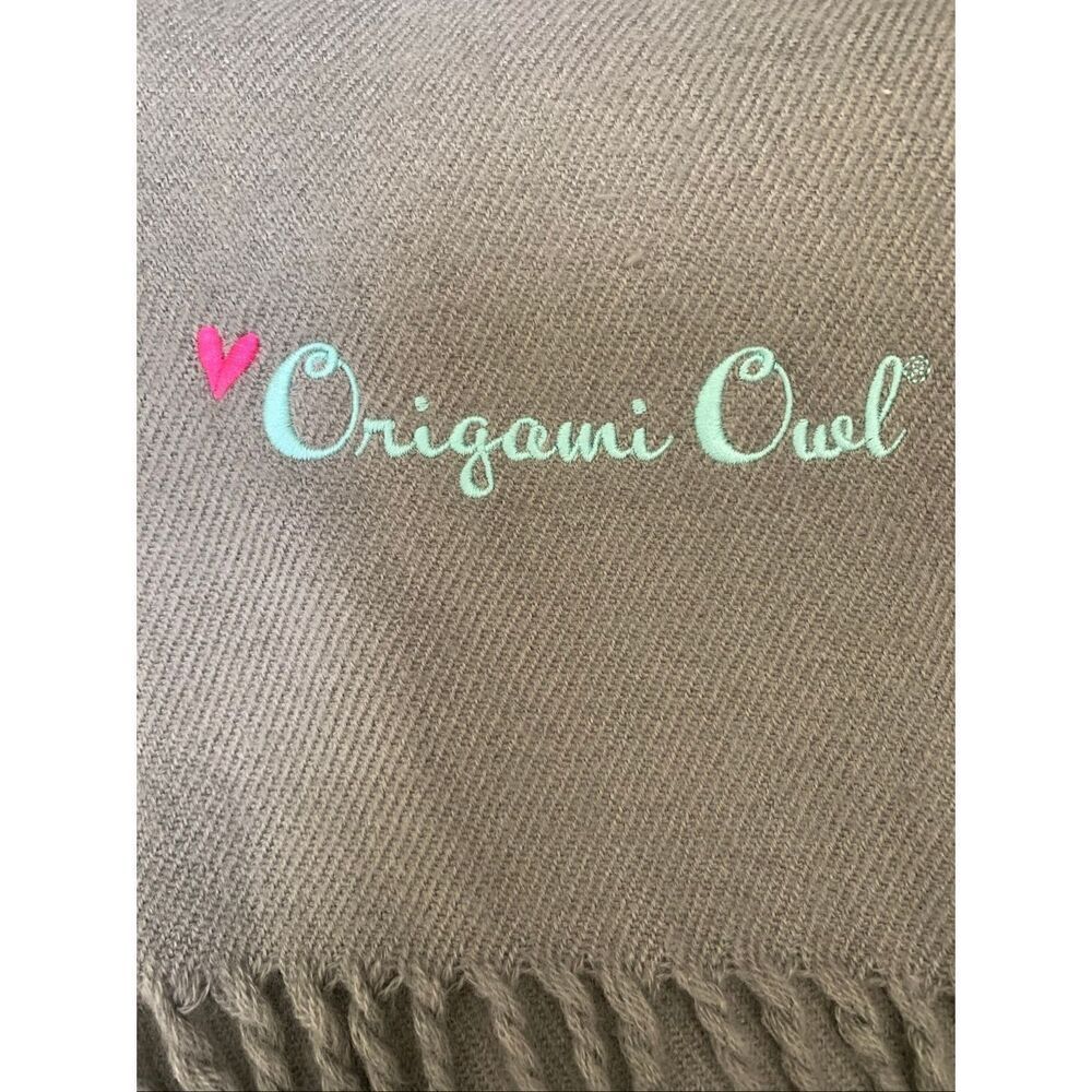 Origami Owl Gray Blanket #cozy blanket #origami owl